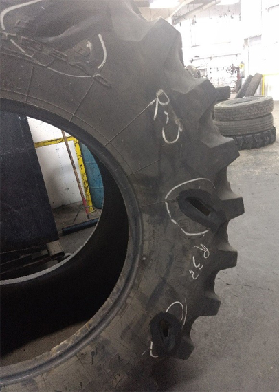 Recapped radial tire before